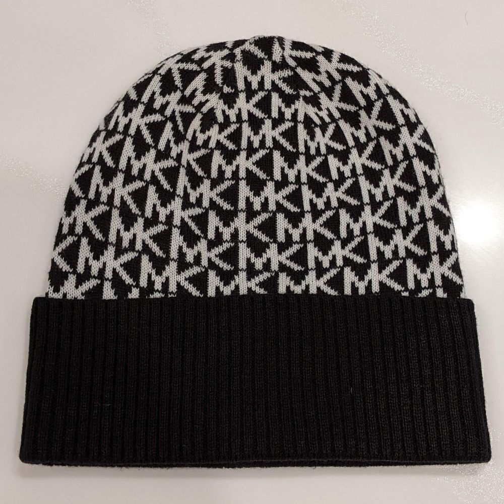 Michael Kors Authentic Allover Logo Black Winter Beanie Hat - Picture 5 of 6